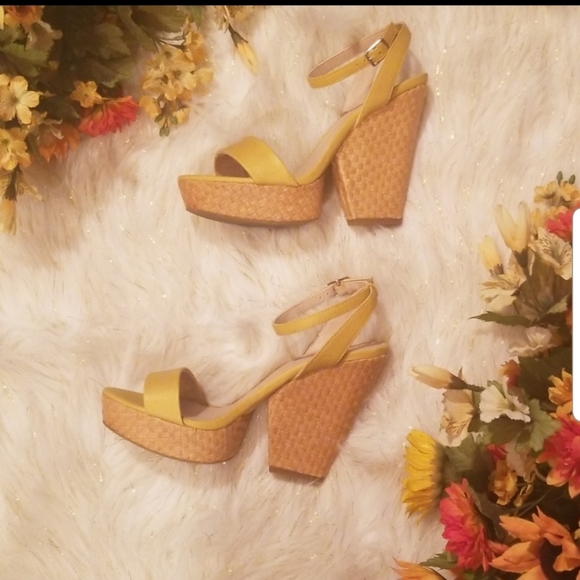 August Silk Striped Knit Top - Picture 8 of 9